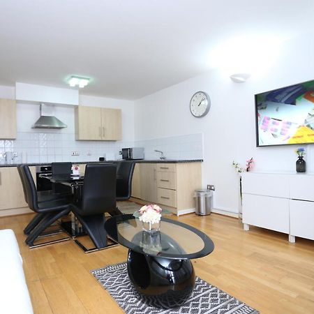 Gorgeous 2 Bedroom 2 Bathroom Woolwich London Exteriör bild